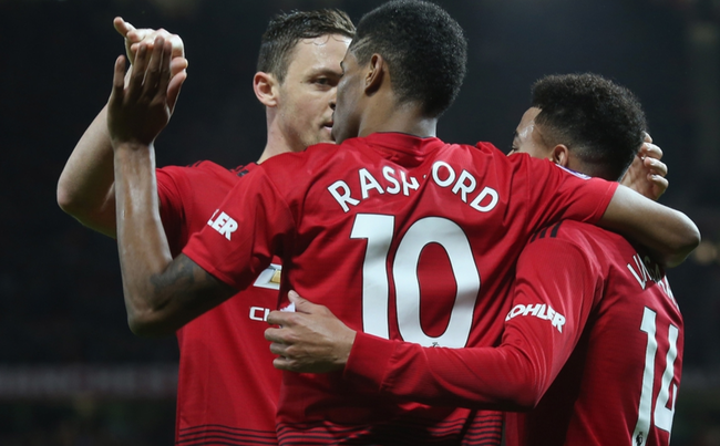 她在早年便 她在早年便